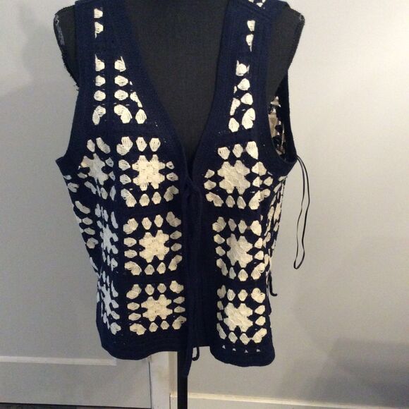 LC Lauren Conrad Granny Square Crocheted Vest Navy White XL - Picture 5 of 6